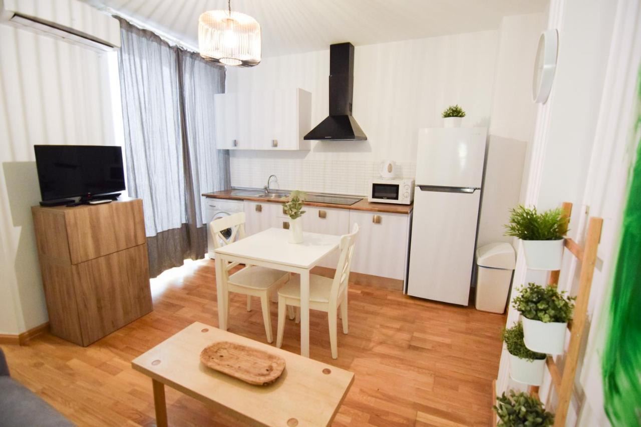 Letmalaga Carreteria Apartment Exterior photo